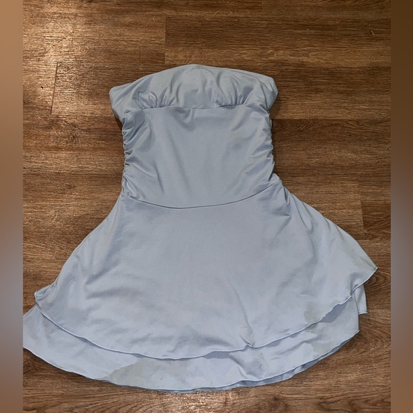 Fashion Nova Trixie Strapless Mini Dress Blue Ruched Tiered Size L NWOT - Picture 5 of 9